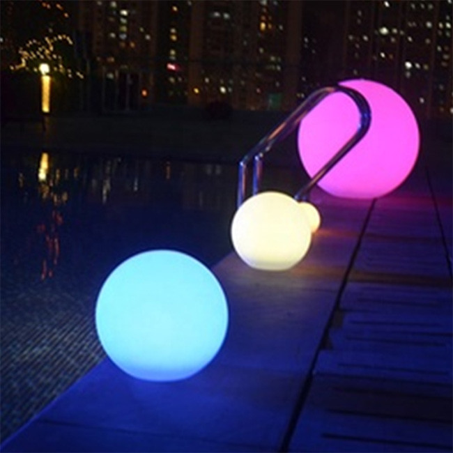 PE Plastic Floating Pool Ball Lights , Remote Control LED Ball Lamp For Decoration