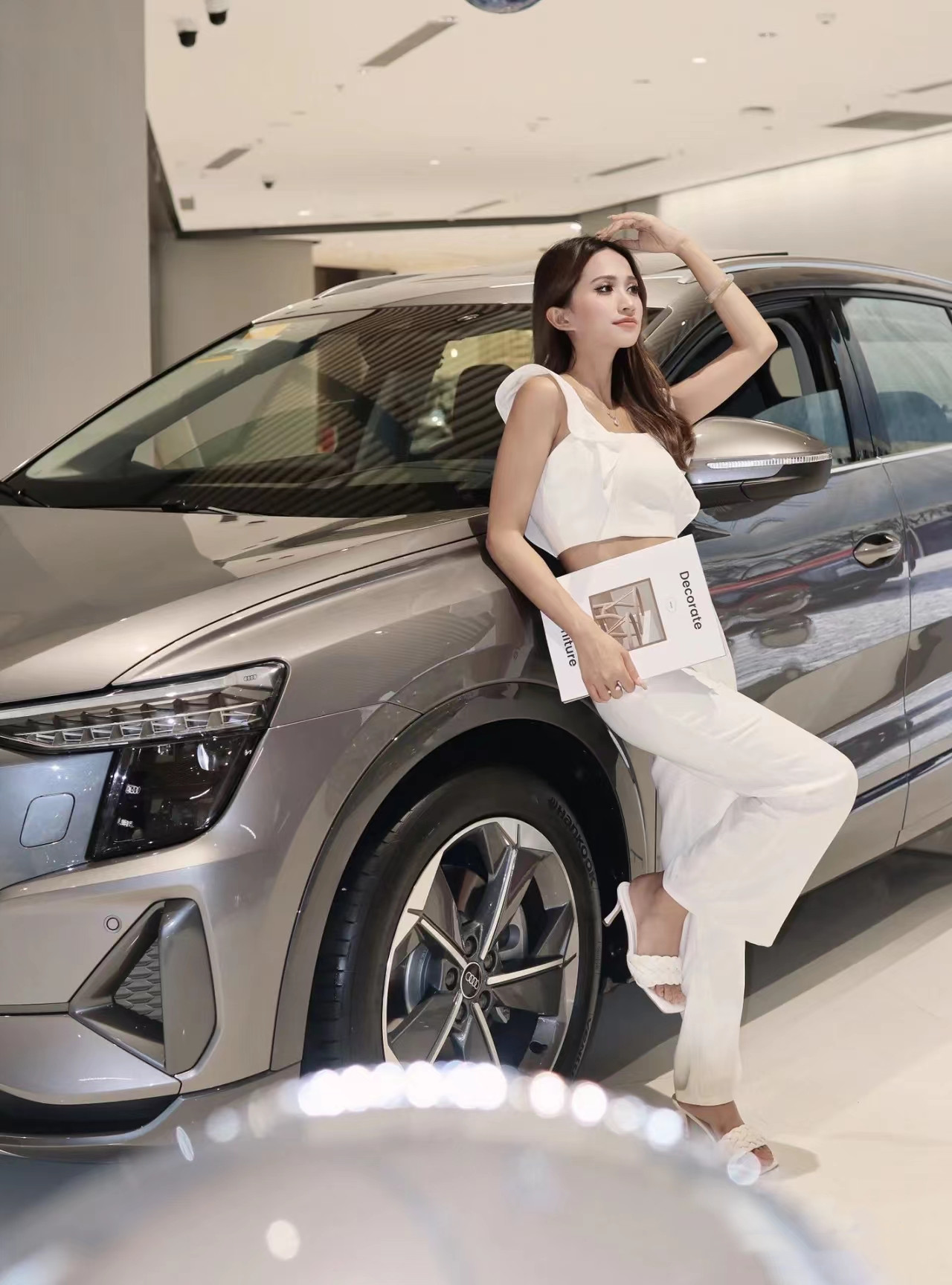 2023 2024 RWD 7 Seats Ev Car Au-di Q5 E-tron 83.4kWh Battery NEDC Range 560km Electric Automotive Cars Curb Weight 2325KG
