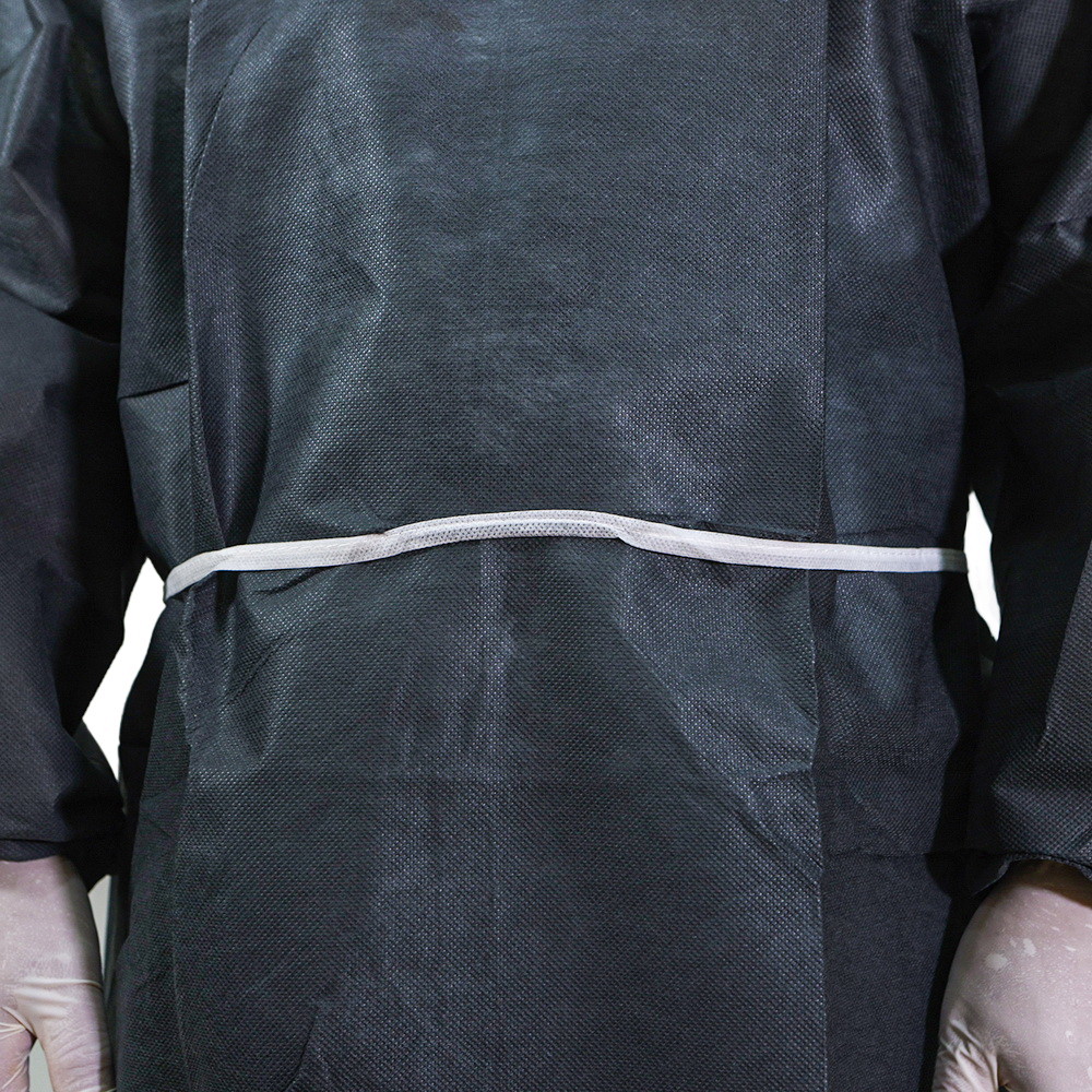 Black 60g PP Medical Disposable Isolation Gowns 115x140cm
