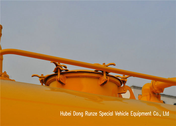DFAC 3500L-5000L Fecal Sewage Suction Tanker Truck With Hydro Jet Plumbing