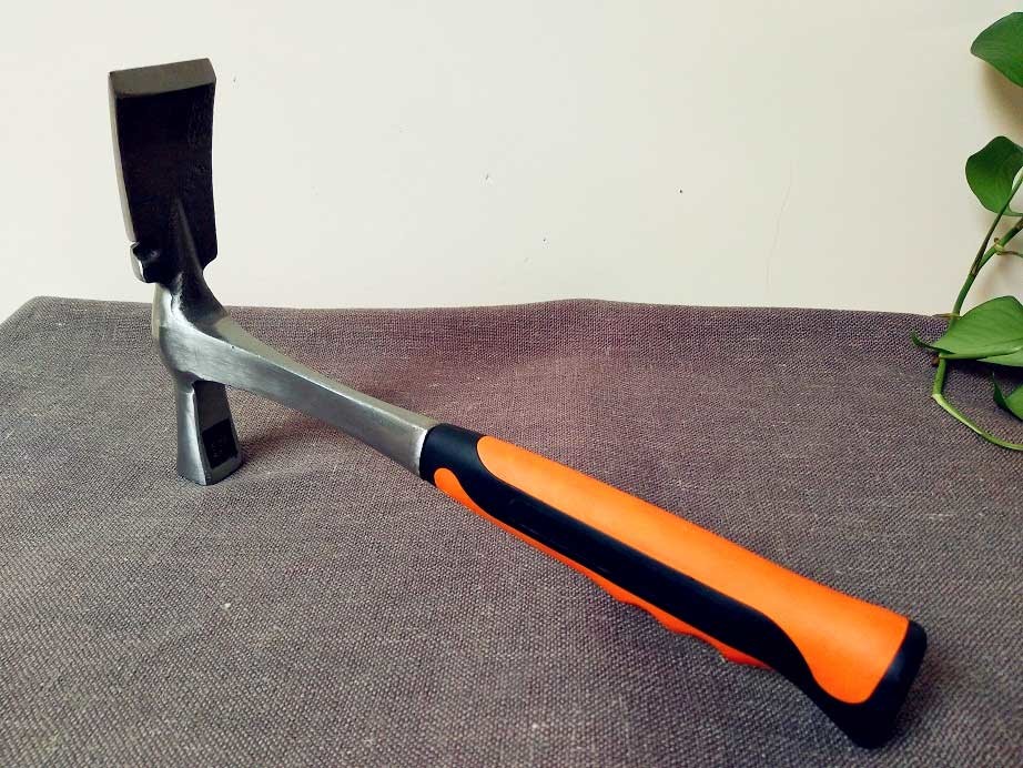 600G B-Type Mason's hammer (XL-0163) conjoined steel handle and polishing surface