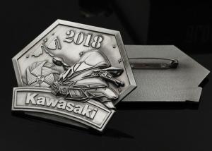 Quality custom zinc alloy Die casting stereoscopic Embossed badge gun black old pin wing brooch pin wholesale