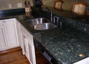 Quality Custom Kitchen Granite Slab Countertops Butterfly Green Color Polish Finished wholesale