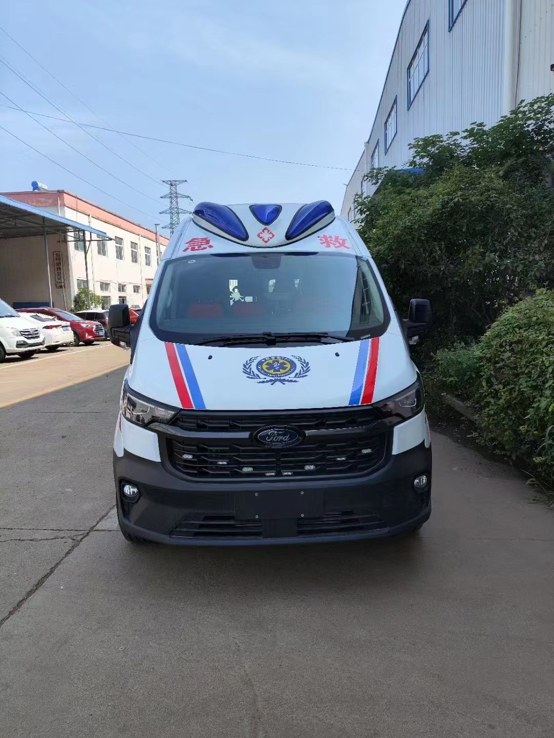 85kw Ford Emergency Ambulance Car 4x2 LHD/RHD With JM491Q-ME Engine
