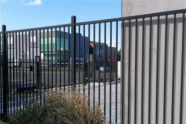 50X50mm Picket Top Tubular Steel Fence Black Or Customize