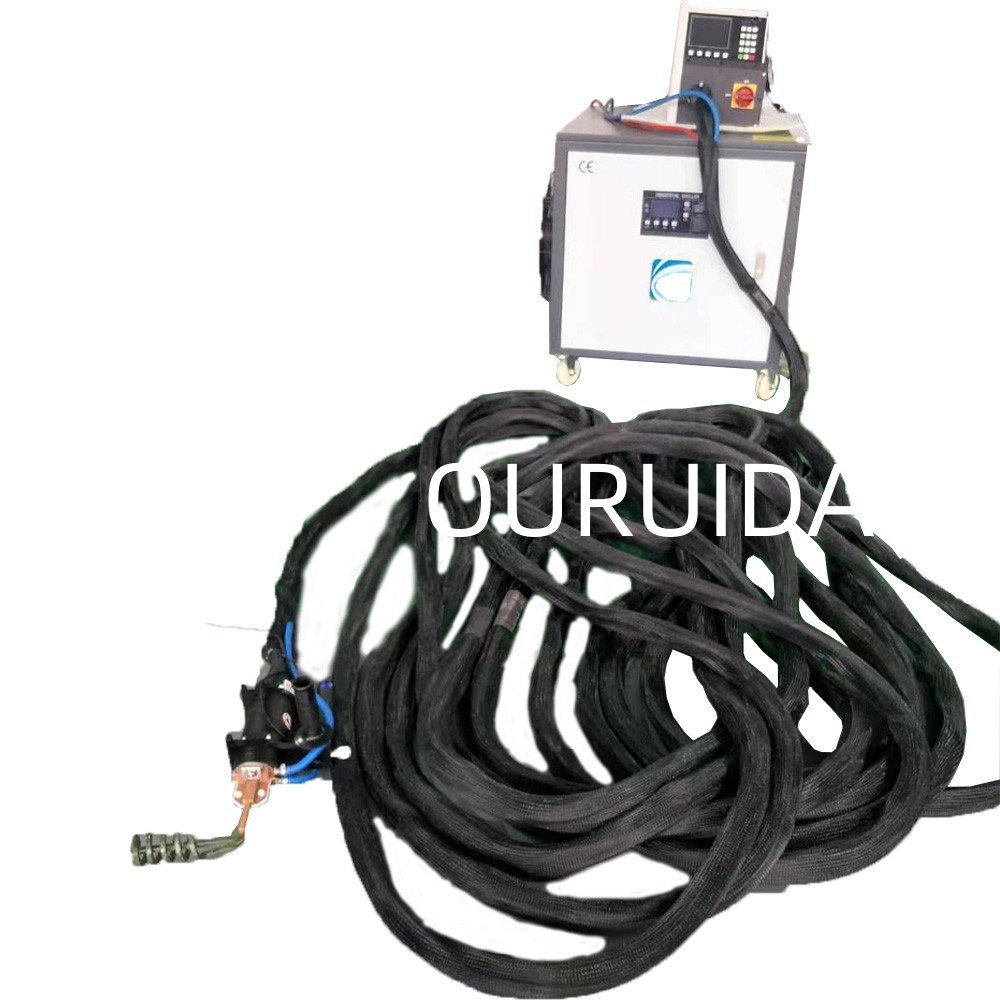 100M Portable Induction Heating Machine Digital Hand Held For Boiler Turbine Bolts