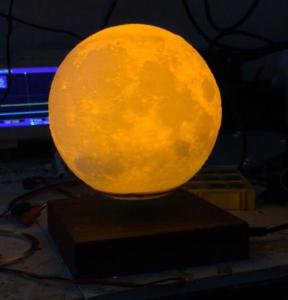 Quality square wooden base magnetic floating levitate bottom moon bulb lamp 6inch wholesale