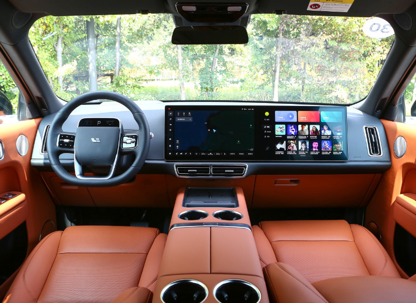2023 Popular LI L8 Pro Extended Range Electric 6 seats SUV 2 motor Ternary lithium