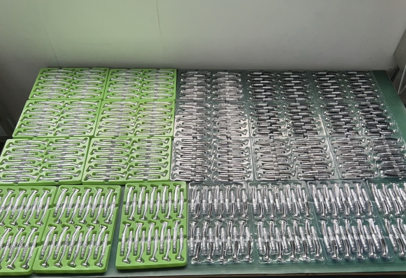Foshan Anzhe Factory High Speed Dental Handpiece 3 Water Spray Dental Air Turbine LED Light Dental Air Rotor