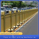 Galvanized Protective Traffic Guardrail Plastic Sprayed Steel For Urban