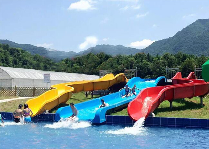 Custom Spiral Pool Slide Entertainment Equipment For Water Sport Games