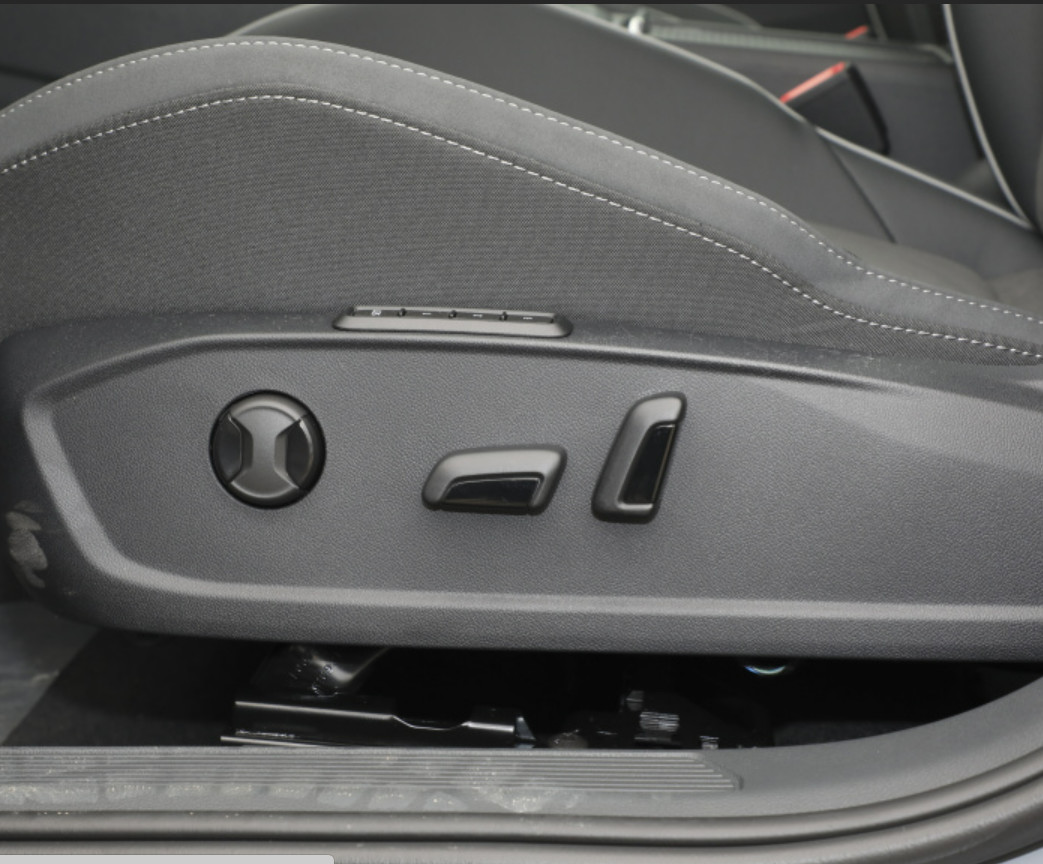Volkswagen Golf 2023 280TSI DSG R-Line 5 Door 5 seats hatchback Compact car