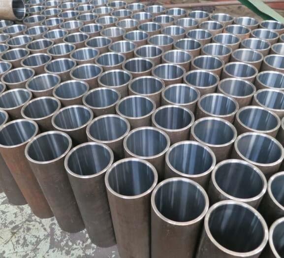 Hydraulic cylinder barrel, material DIN2391 ST52 / ST52.3, inner diameter