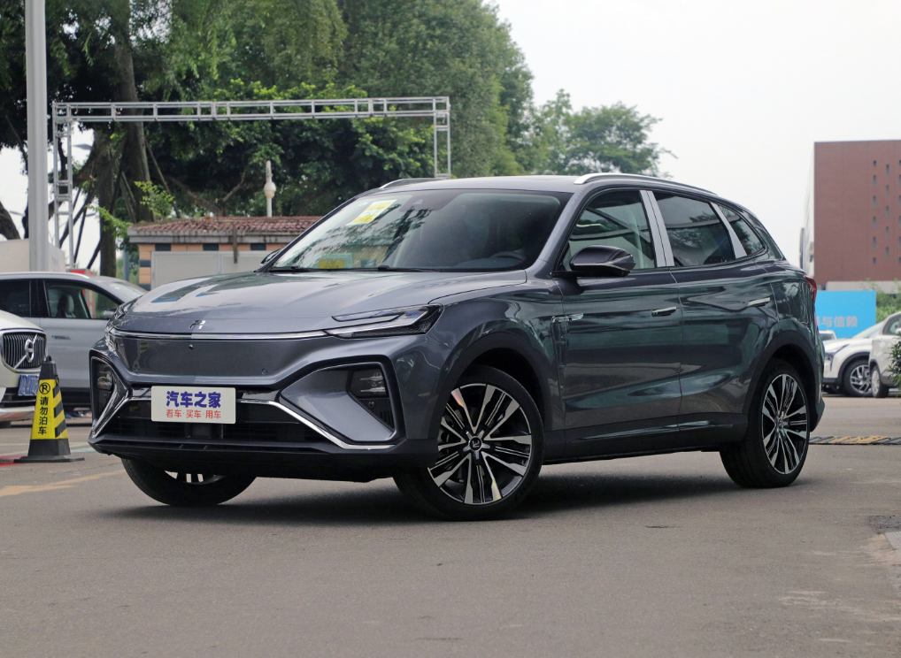 2023 White Pure Electric Suv Feifan Marvel R With Large Battery 170km/h High Speed And Supported Fast Charging