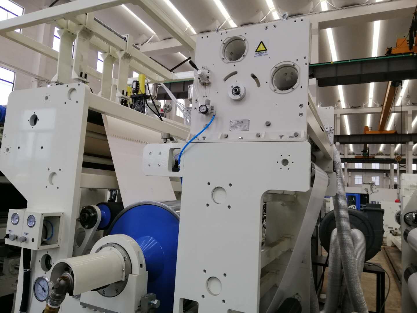 Automatic Big Size Roller Plastic Laminating Machine With Double Shaft - Less Paper Roll Stands
