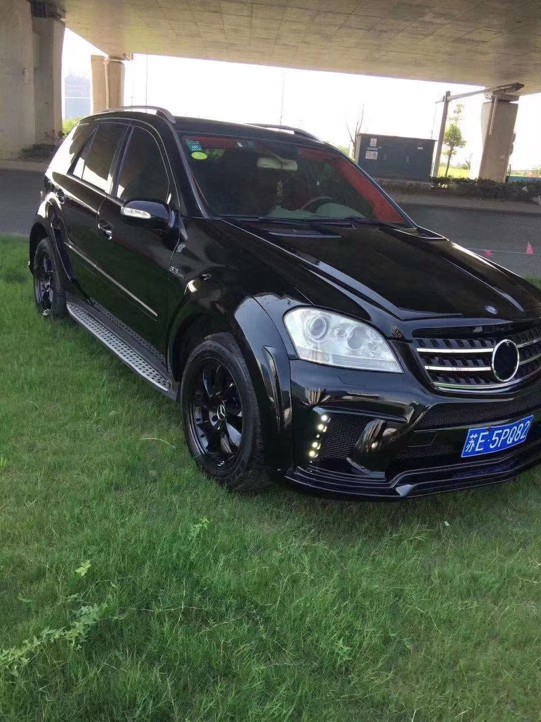 WALD Style Wide Bodyki for Mercedes W164 ML300 ML350 ML400 ML500 ML63 Body Kit Front and Rear Bumper Side Skirts