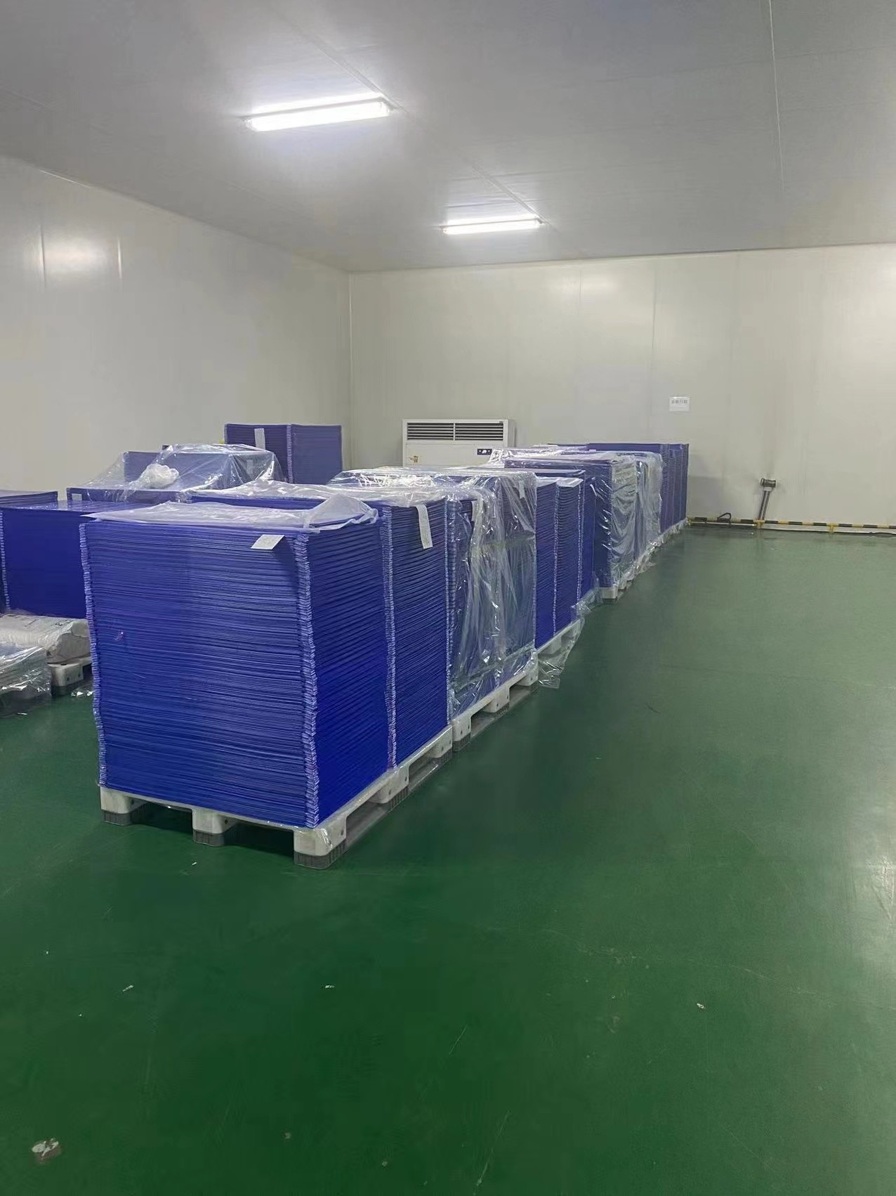 26" x 45"Disposable 30 Sheets White Peelable Cleanroom Tacky Mat PE Self Adhesive Sticky Mats