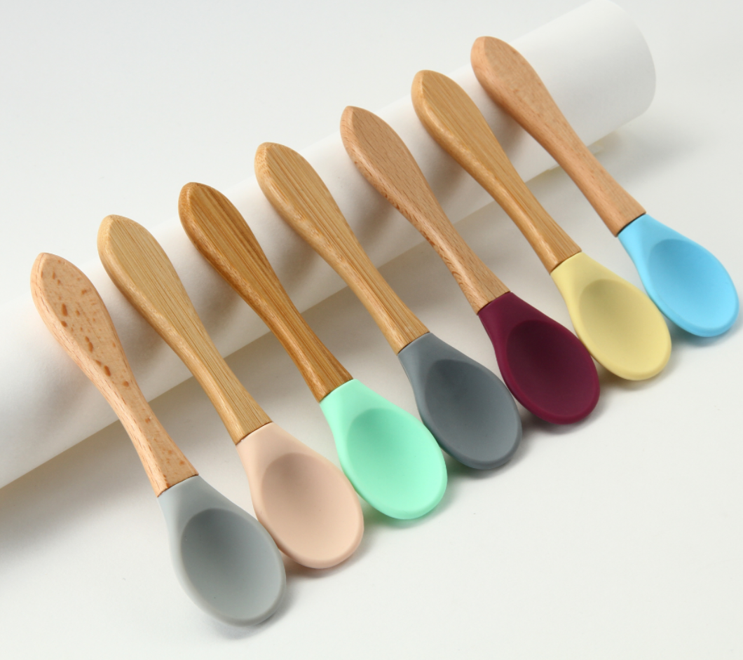 Food Grade Silicone Baby Feeding Spoon Sustainable With Customize Logo