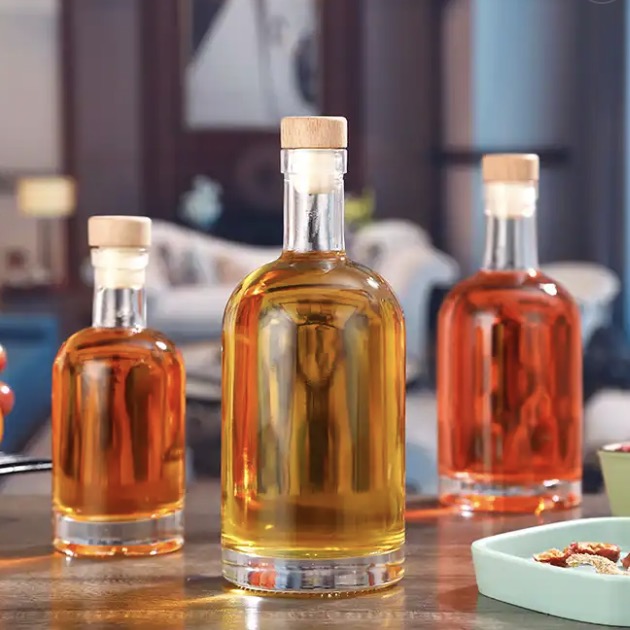 Customized Glass Bottle Design for Alcoholic Beverages Whisky Vodka Brandy and Gin