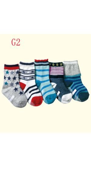 2015 Fashion knitted colorful design AZO-free terry cotton boys socks