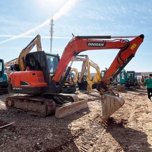 Quality Dx60 Mini Used Doosan Excavators 6ton Secondhand Earth Moving Excavation wholesale