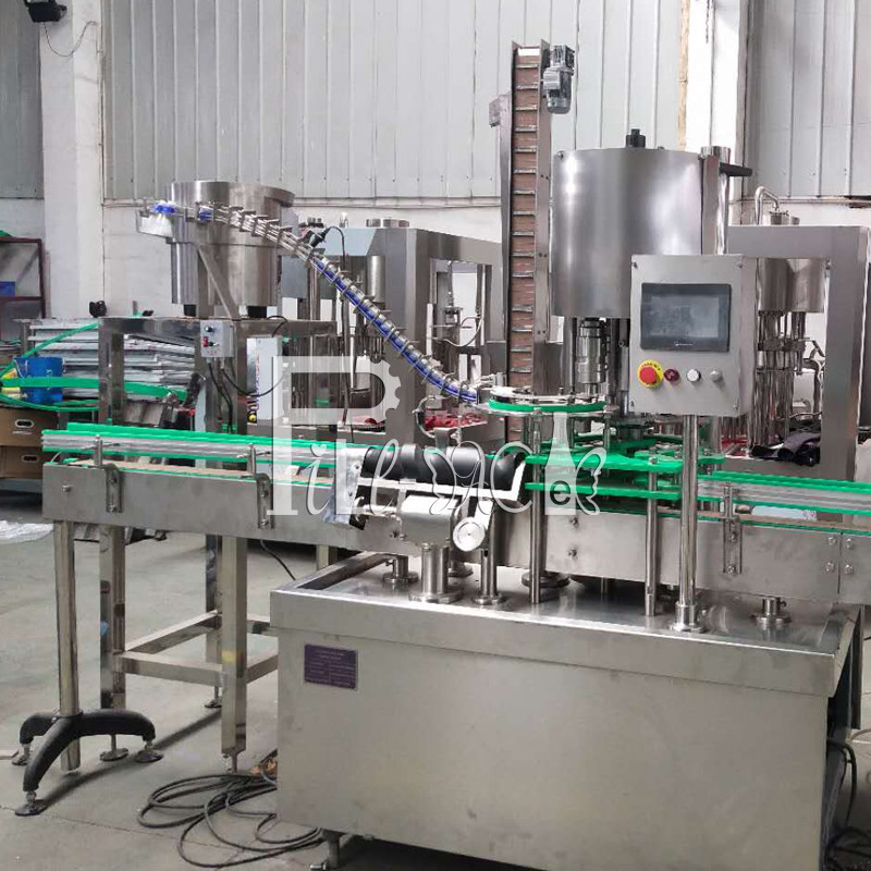 4 Heads Automatic PET Screw Bottle Sealing / Capping / Capper Machine