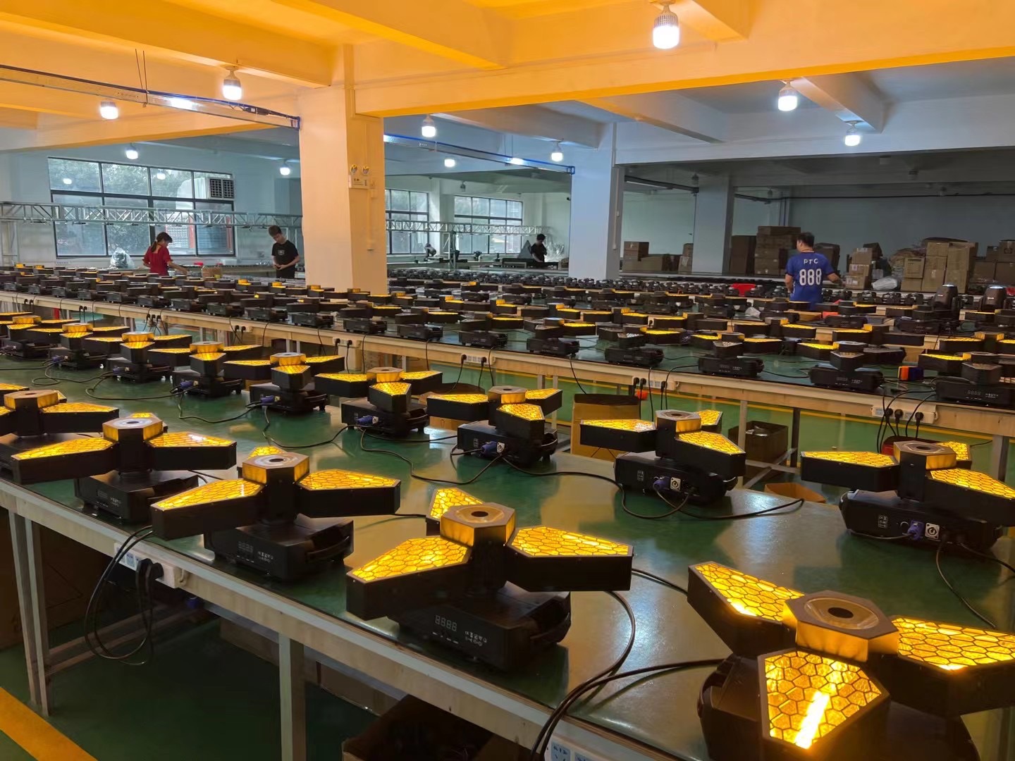 250W Head Stage Effect Lighting DJ Disco Stage Lights for Disco Party Retro Light
