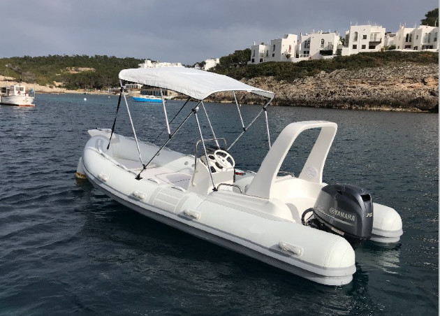 2022 large rigid hull with motor 17ft PVC or hypalon with sundeck light grey RIB520C
