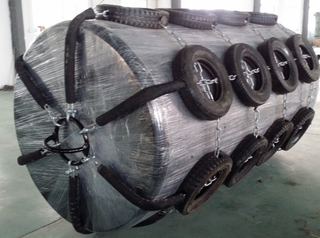 CCS Certified EVA Foam Filled Marine Fenders Boating Floating Polyurethane Fender