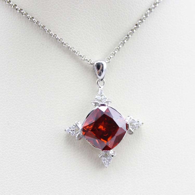 925 Silver Jewelry 10mm Round Garnet Cubic Zirconia Pendant (P27)