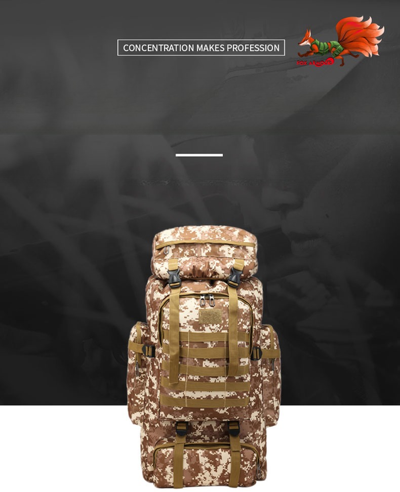 Waterproof travelling bag crafted from 900D Oxford fabric with PP webbing and buckle