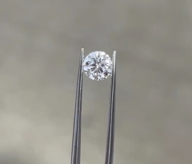 Fine Lab Grown Colorless White Diamond Round Brilliant Cut 2ct Made In China