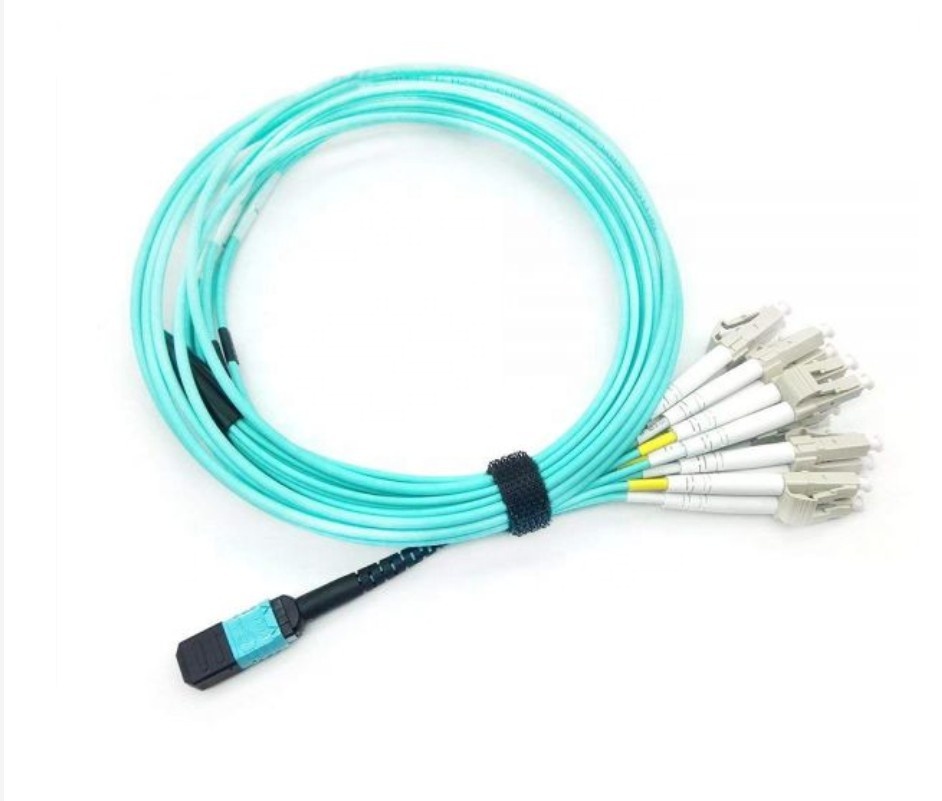 FTTH Fiber Optic Breakout Equipment 0.9mm Patch Cord for ODF and Communication Cables