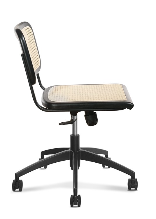 0.121CBM Executive Desk Rattan Office Chairs Wooden Black 46cm With Wheels Oem