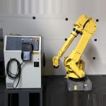 6 Axis Industrial Robotic Arm M-710iC Hotels For Welding Equipment