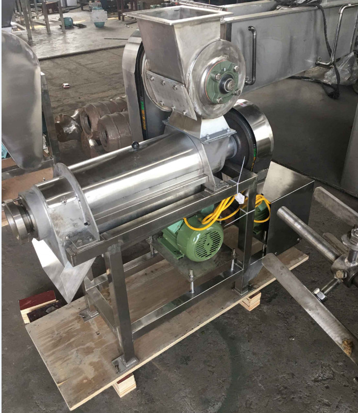 Electric apple watermelon passion fruit cold press juicer coconut milk extractor machine