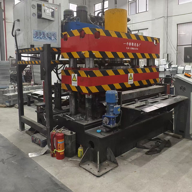 Accuracy Cable Tray Forming Machine 22kw 0.5-2mm Thickness Servo Driven
