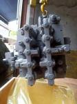ZX330 Excavator Main Control Valve Bank Hitachi ZX330-3 ZX350-3 For 4625137