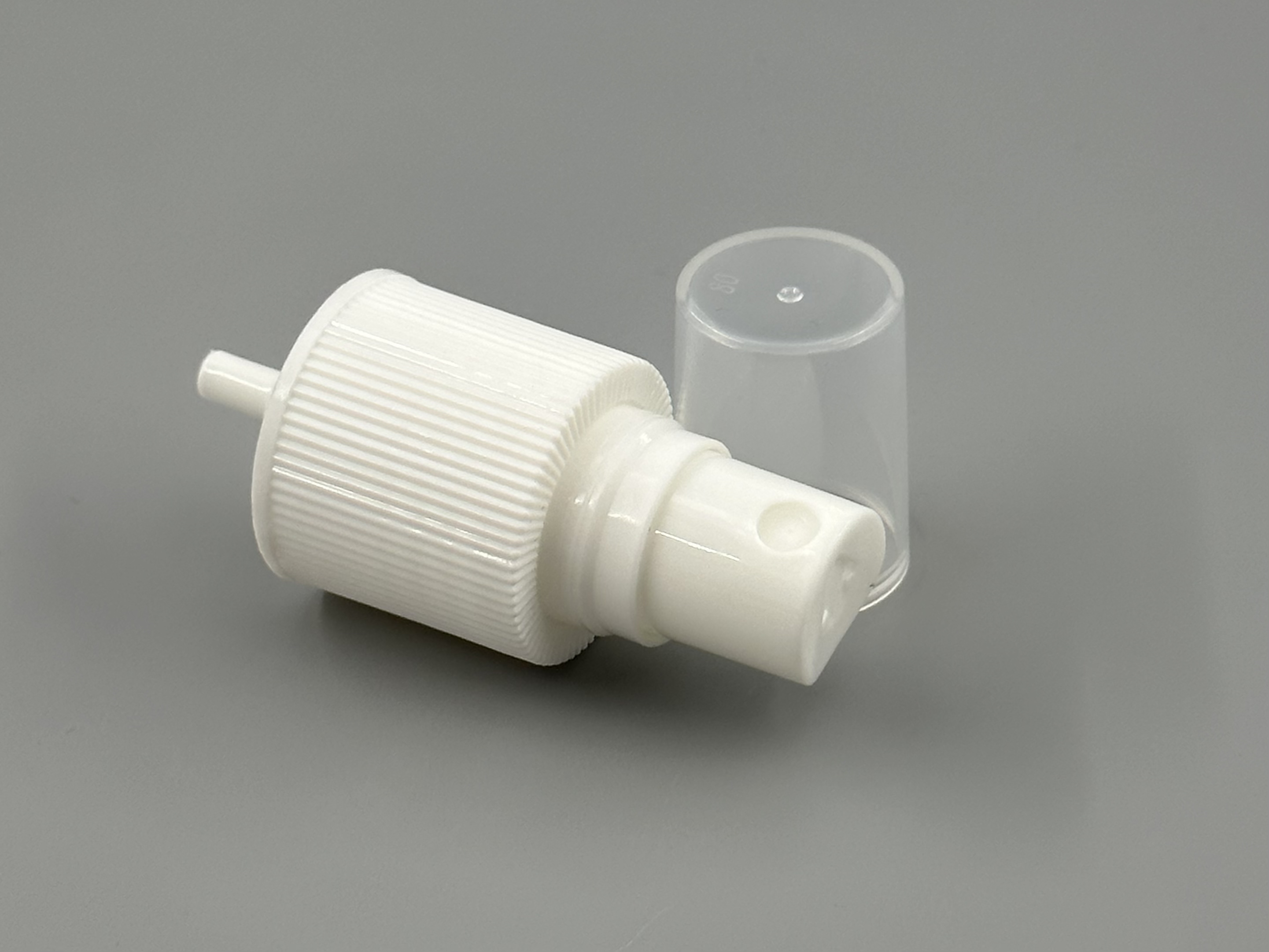 Smooth Ribber Aluminium Closure Plastic Screw Fine Mist Pump Spray for Skin Care