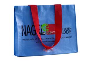 Quality Waterproof Custom Printed Grocery Bags , 80 - 160gsm Pp Woven Shopping Bag wholesale