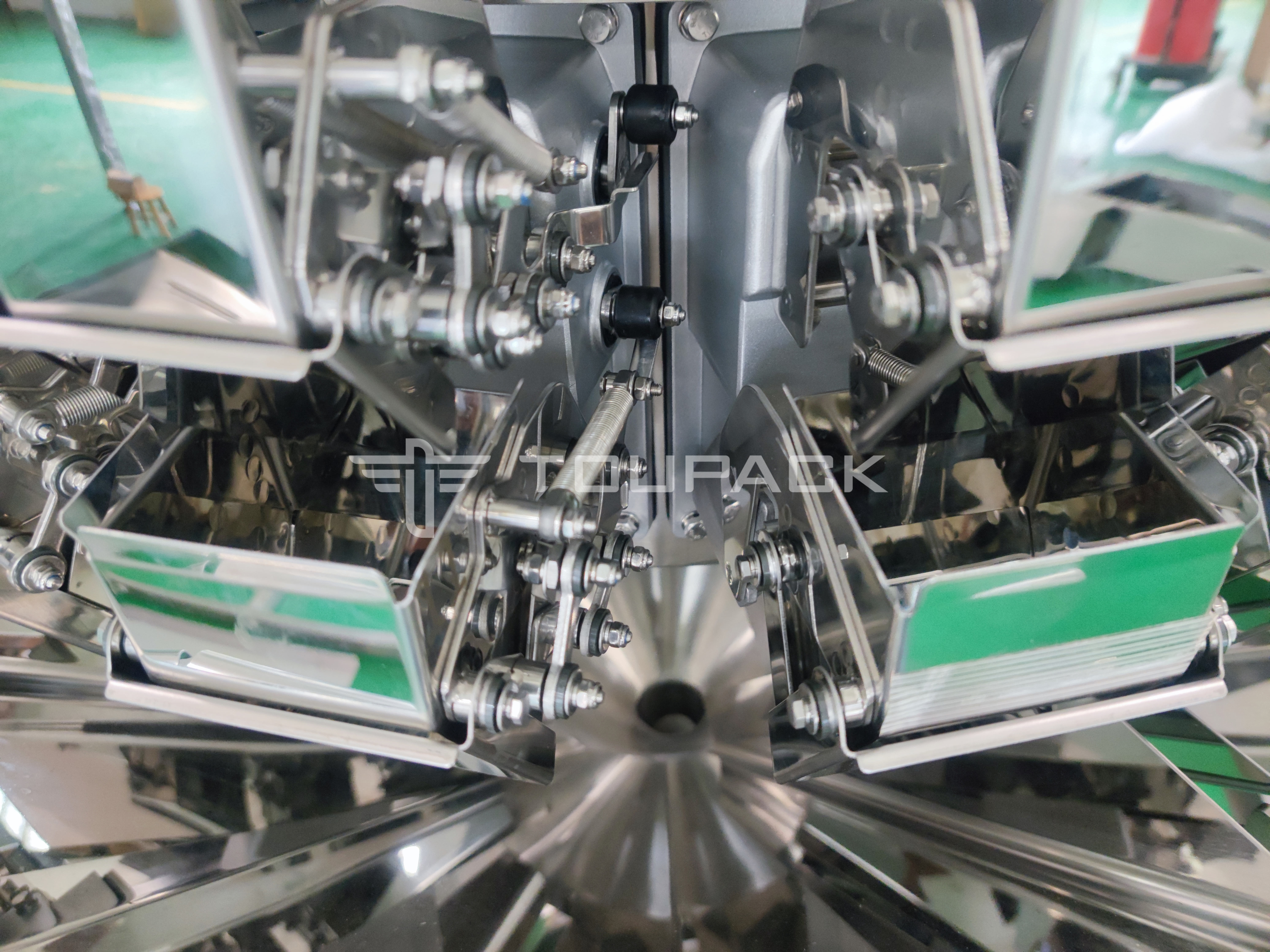Vertical Vffs Melon Seeds Weighing Packing Machine Sunflower Seeds Sweet Snacks Bagging Machine