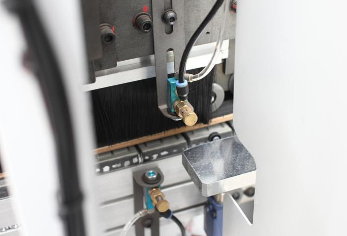 PUR EVA Automatic Edge Banding Machine Auto 3mm Skin Feel Panel Banding HD836JPKQ