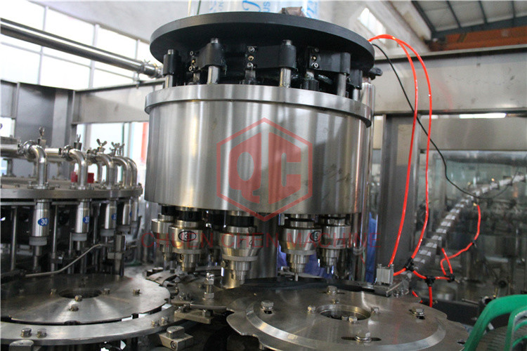 Anti - Foam Plastic Bottle Hot Juice Filling Machine For Beverage Production Line