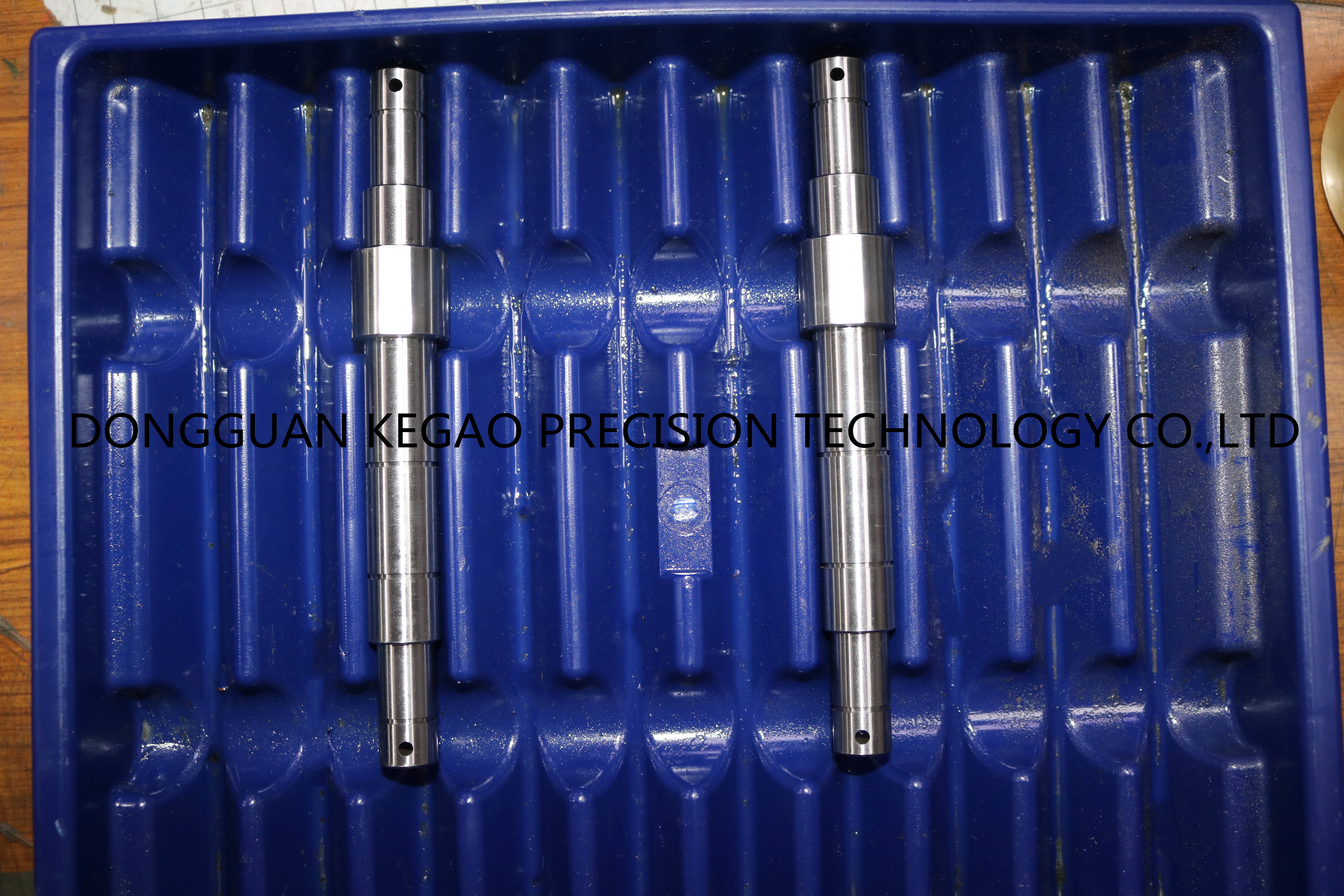 SWPH13 Medical Injection Molding Parts , 52HRC Insert Molded Parts