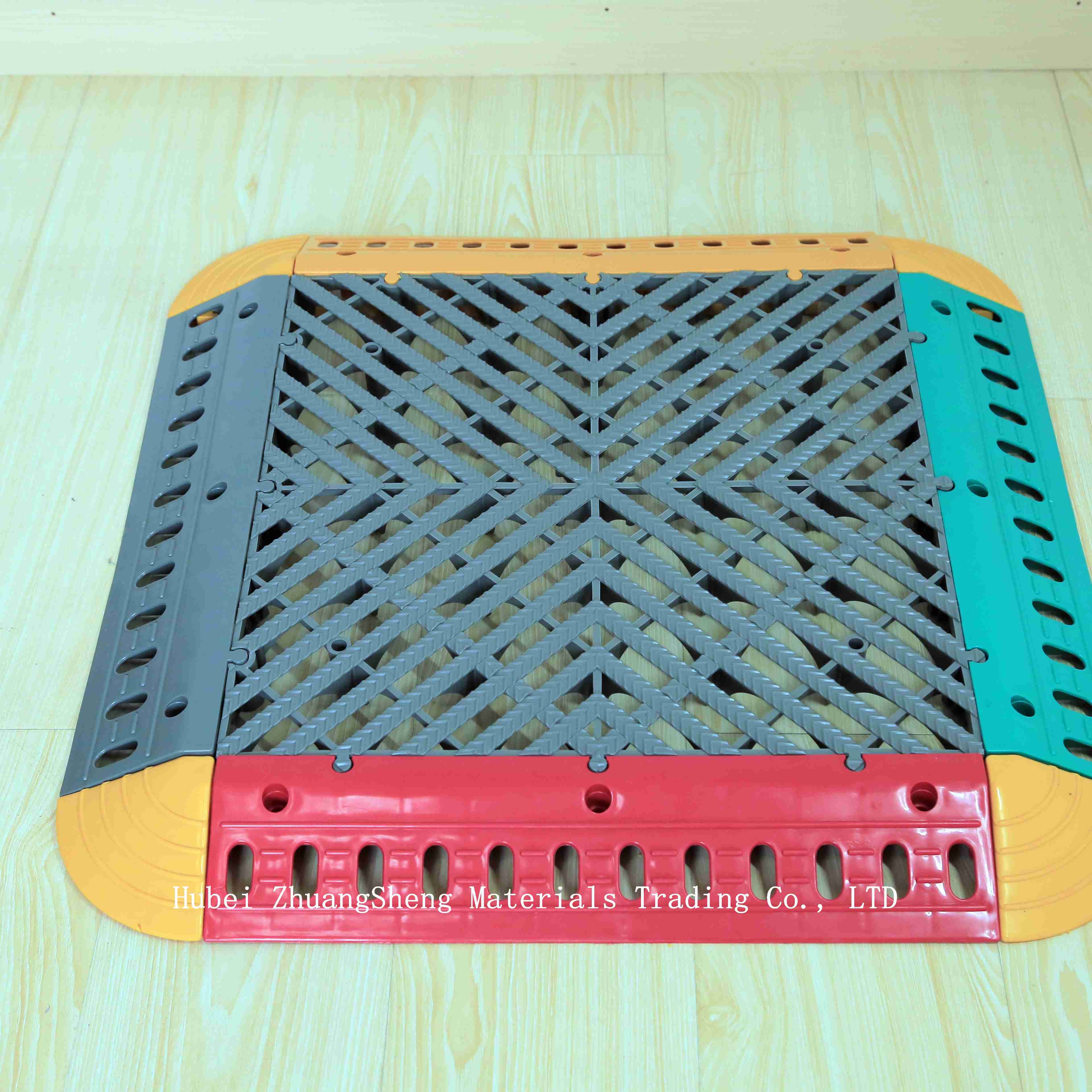 3.9mm Plastic Permeable Floor / Car Wash Grille Floor / Corrugated Plastic Floor Protection Sheets Board