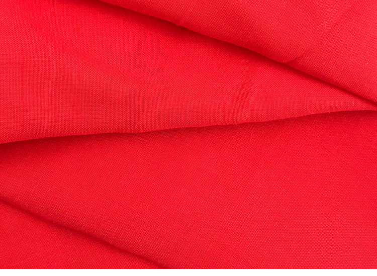 Red Dyed 40s 30% Lyocell 70% Rayon Viscose Fabric 145cm Excellent Drape