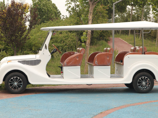 Electrical Classic Car 11 Seat Vintage Sightseeing Vehicle New Energy Mobility