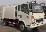 Waste Disposal Vehicles Garbage Collection Truck , Compressed Refuse Compactor