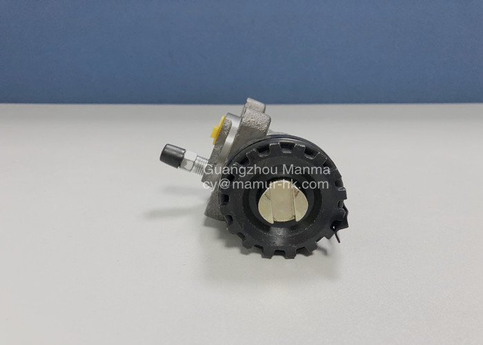 Front Left Brake Wheel Cylinder For ISUZU NKR NHR JMC 1030 8-97179358-0
