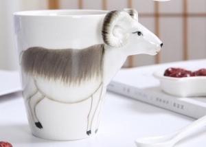 Quality Three Dimensional Cattle 15 Ounce Painting Ceramic Mugs wholesale